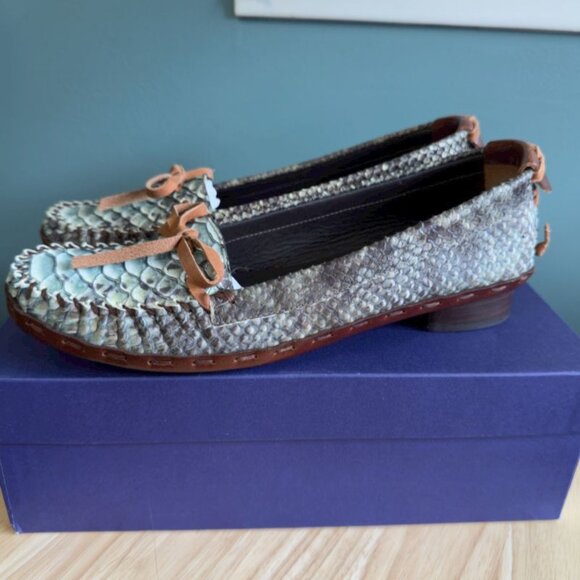 Stuart Weitzman 9 M Loafers Aqua Washed Boa Snake Sioux - Picture 9 of 10